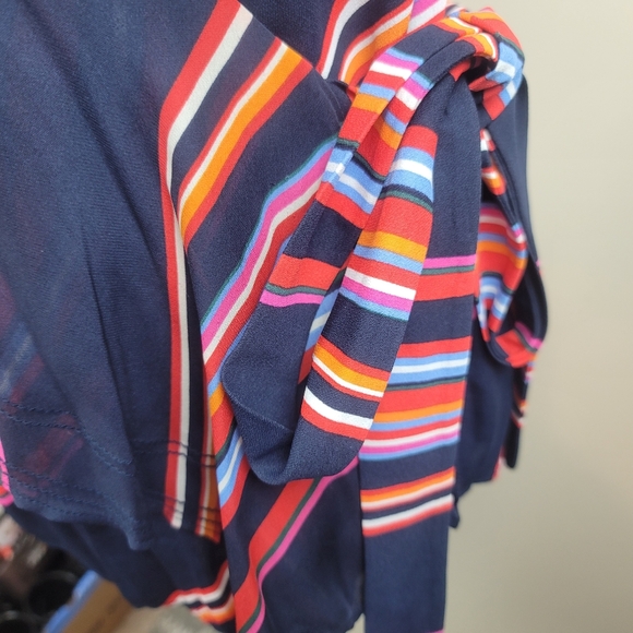 Tory Burch Adelia Wrap Top size 4 - Picture 3 of 7